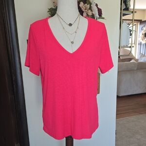 Old Navy Bright Pink V-Neck Short Sleeve Tee